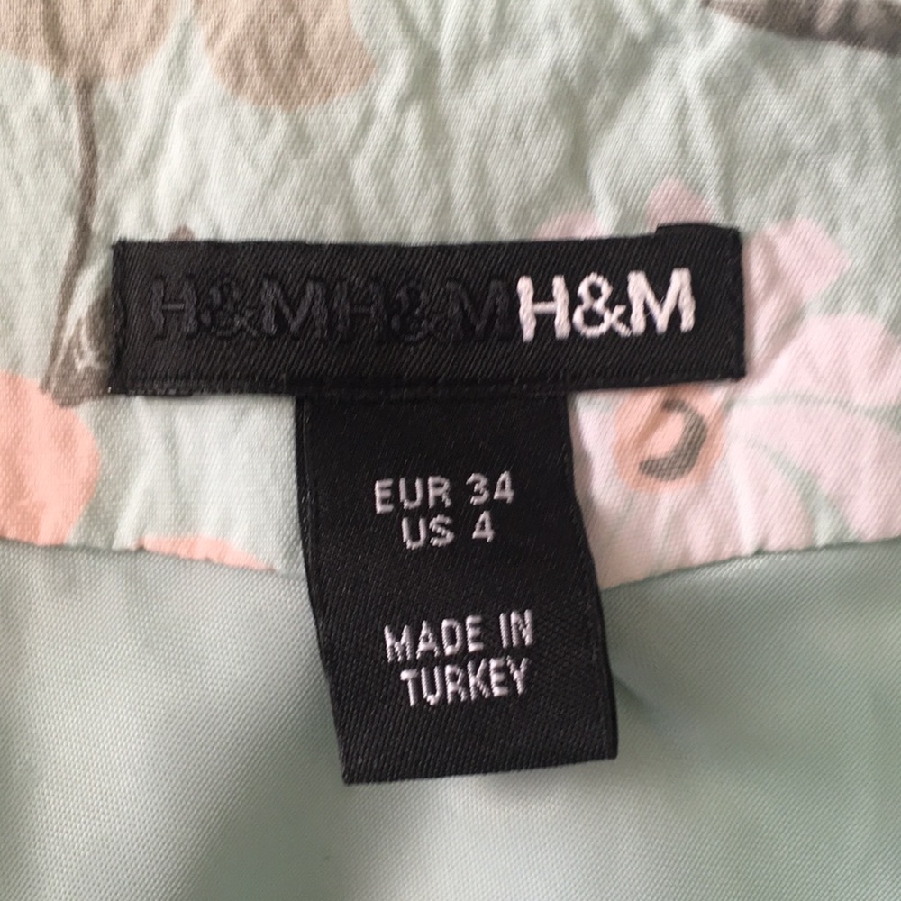 H&M - Picture 2 of 3